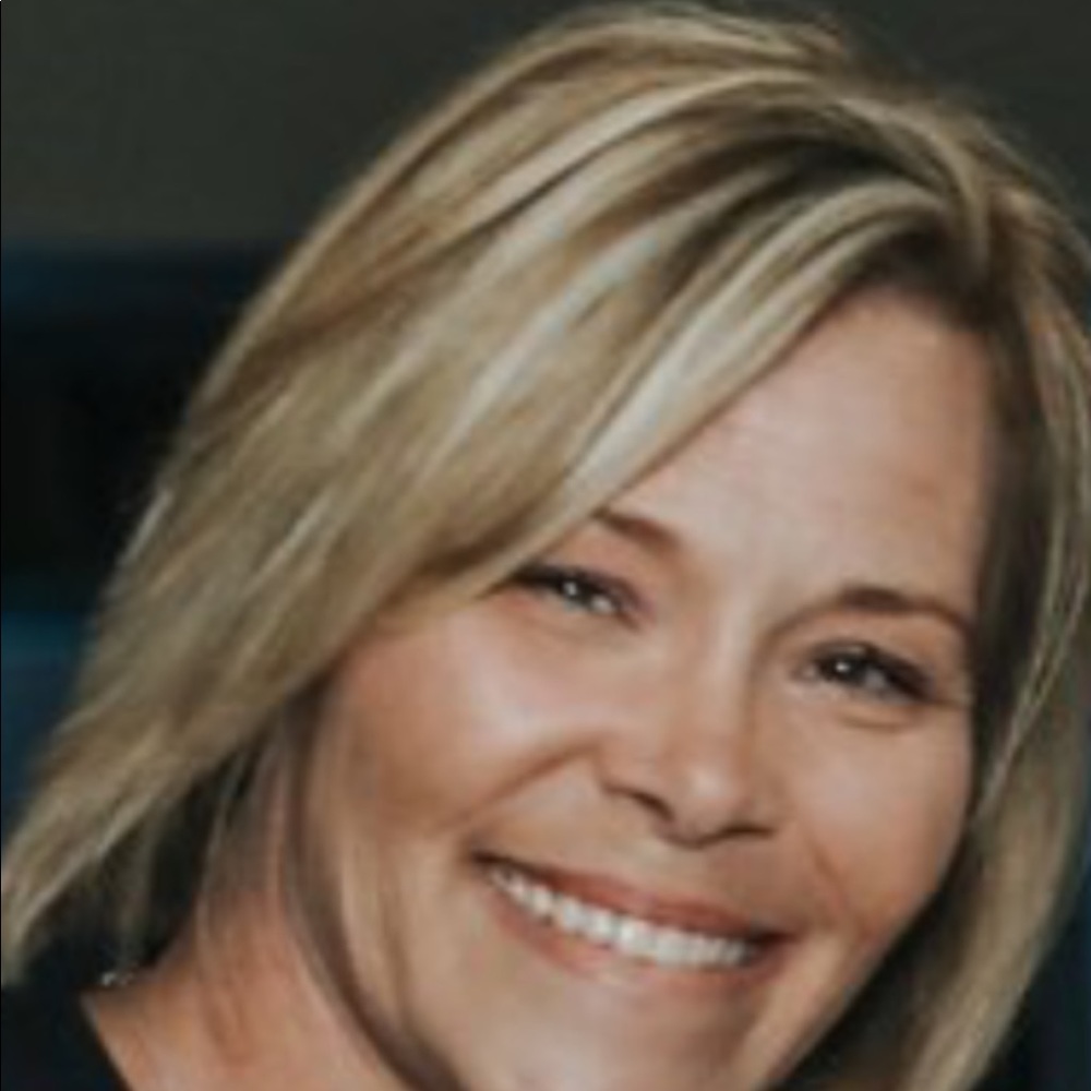 Meet your Posher, Cindy